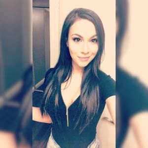 Meet your Posher, Vanessa